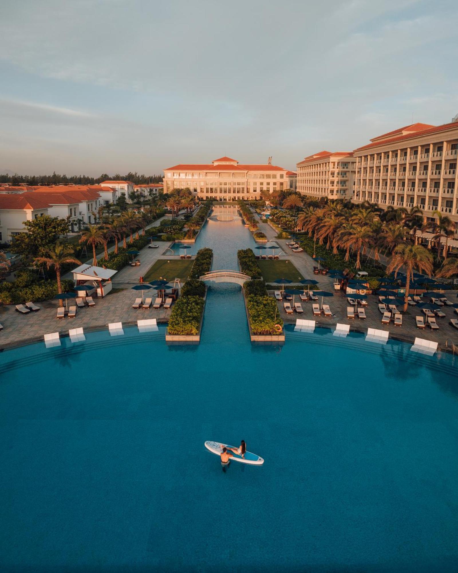 Sheraton Grand Danang Resort & Convention Center Exterior foto